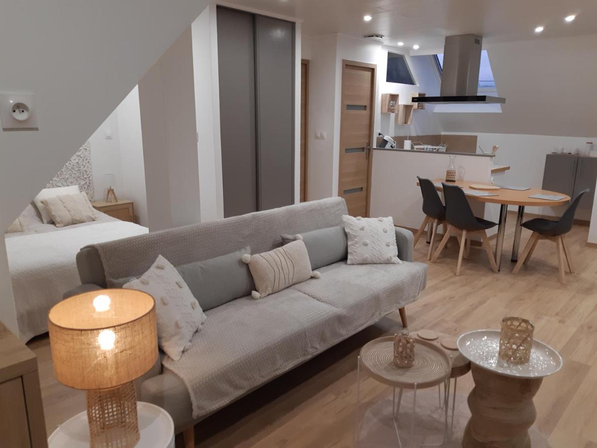 Studio cosy spacieux lumineux avec terrasse Vezelois Extérieur photo