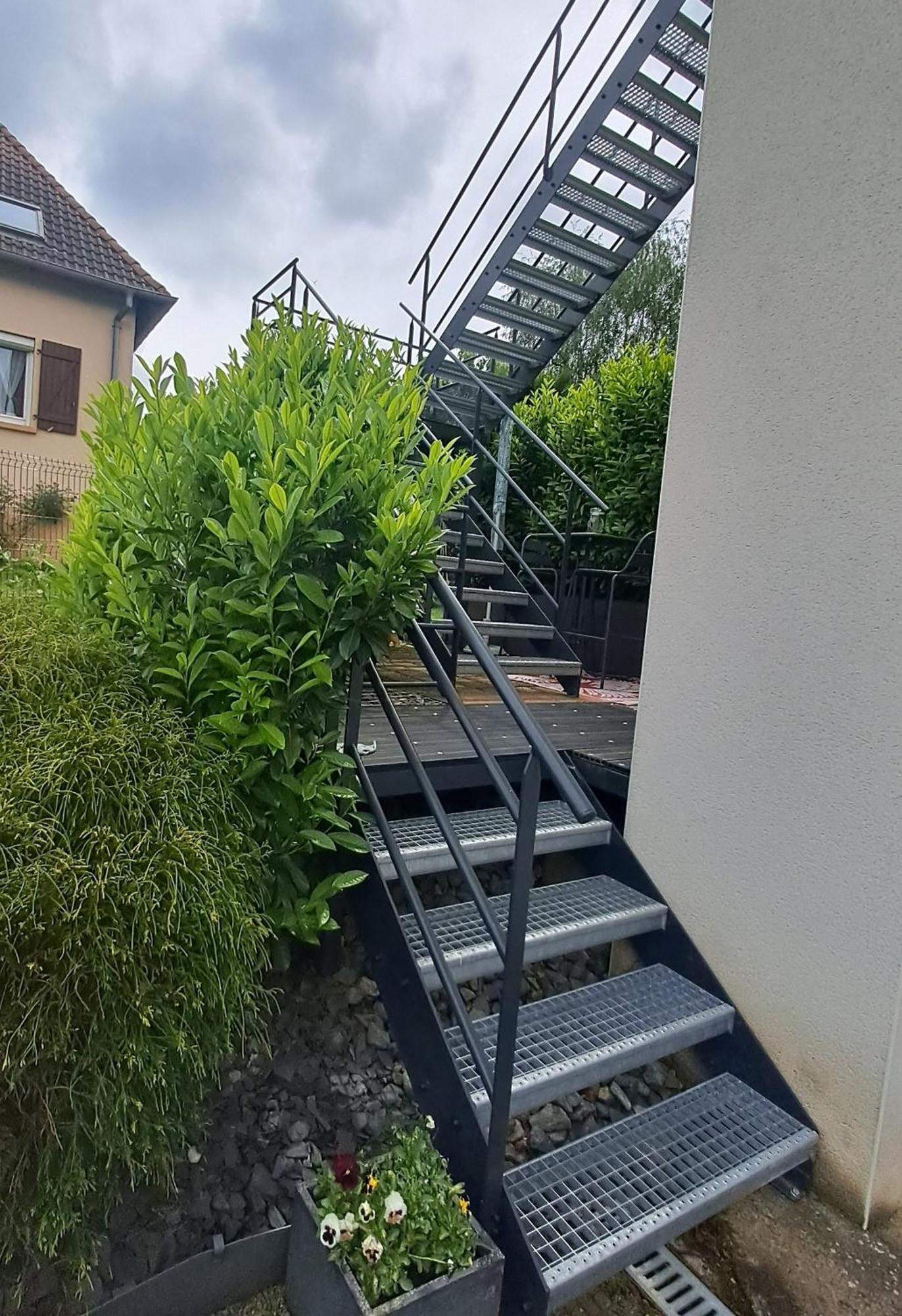 Studio cosy spacieux lumineux avec terrasse Vezelois Extérieur photo